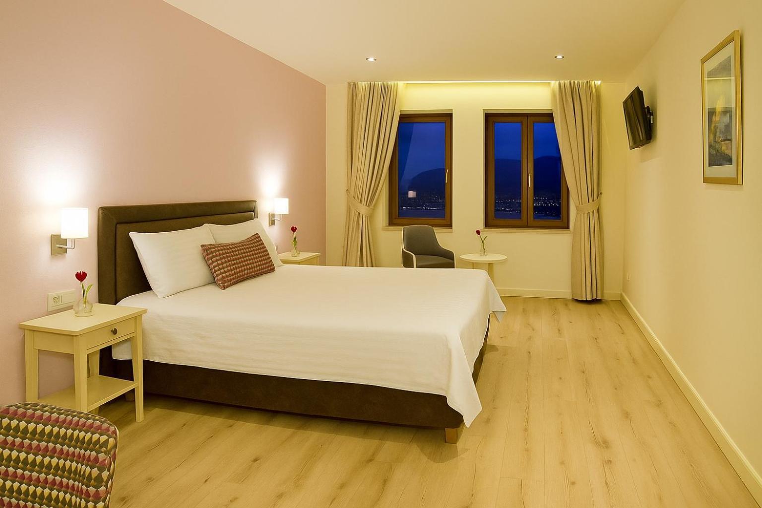 Arktos Hotel Ioannina Buitenkant foto
