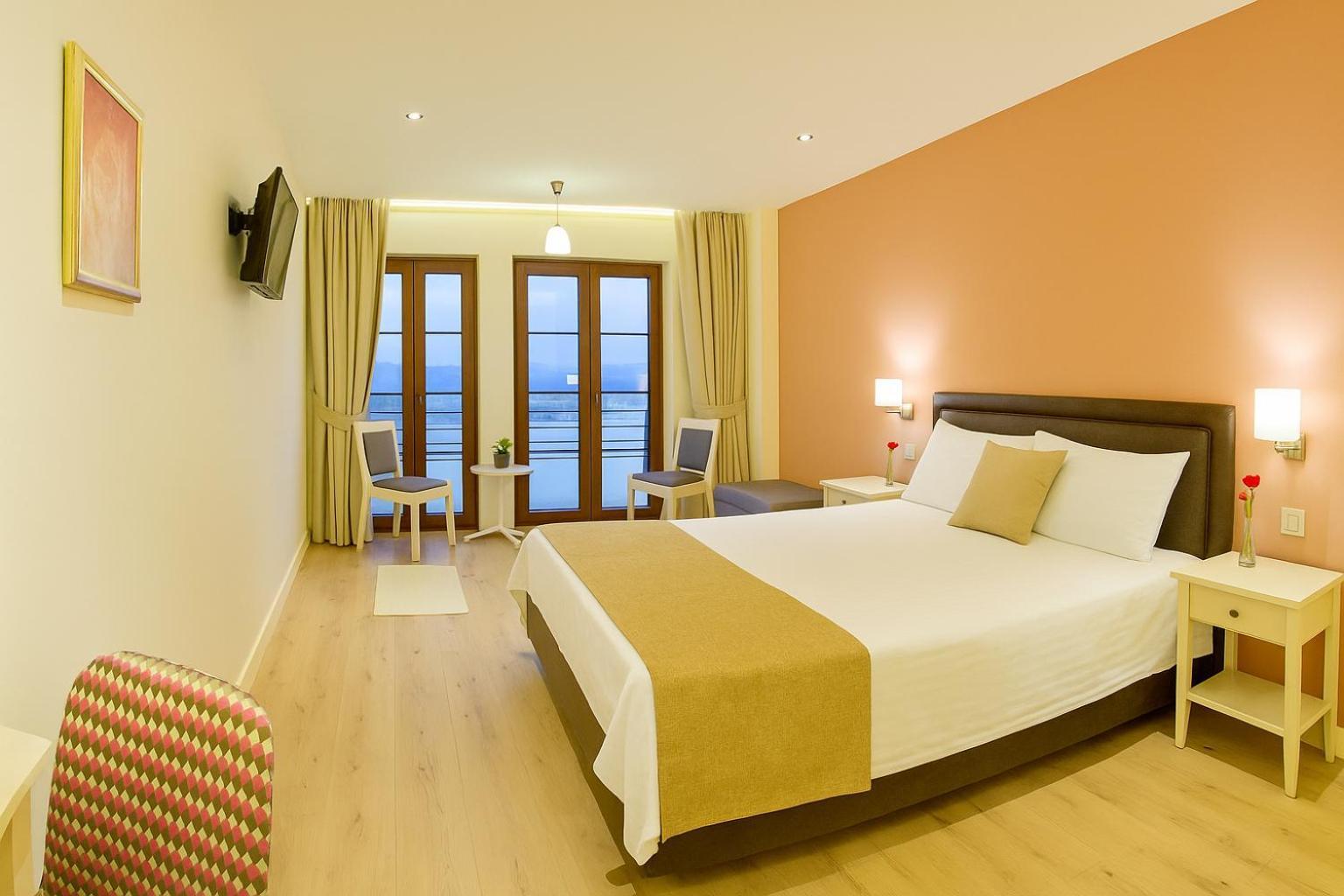 Arktos Hotel Ioannina Buitenkant foto